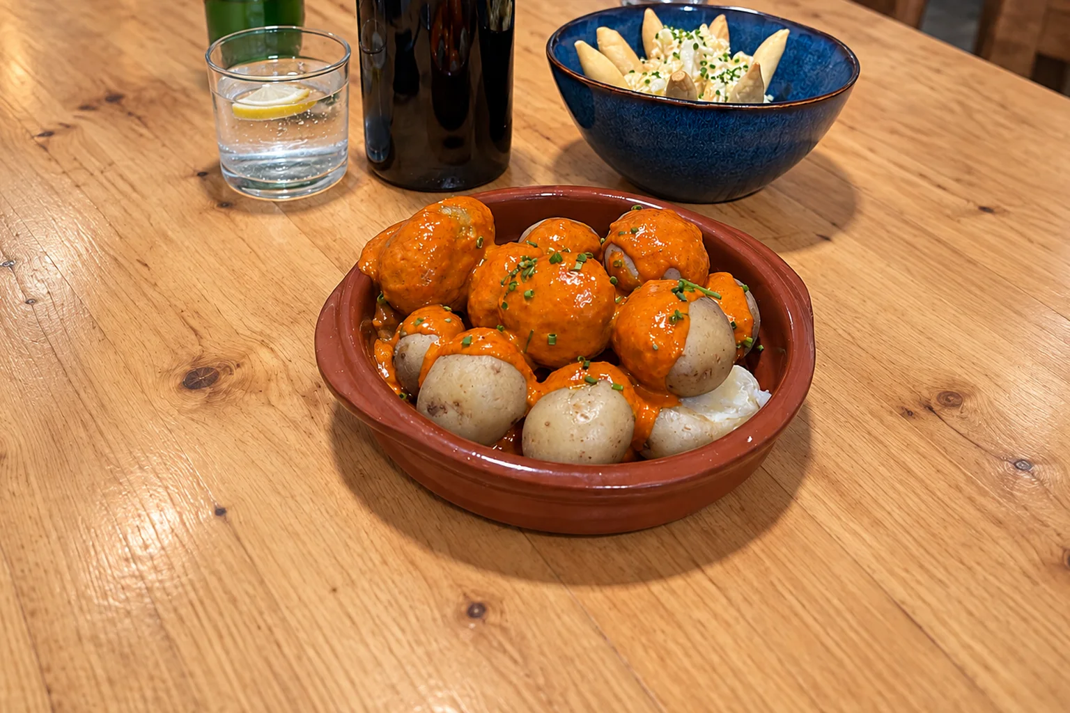 Patatas con mojo picón